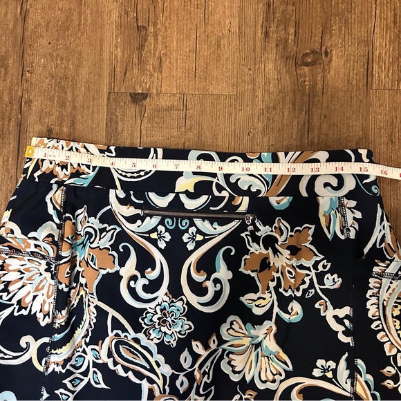 Chicos Floral Print Skort with Pockets - Picture 4 of 10